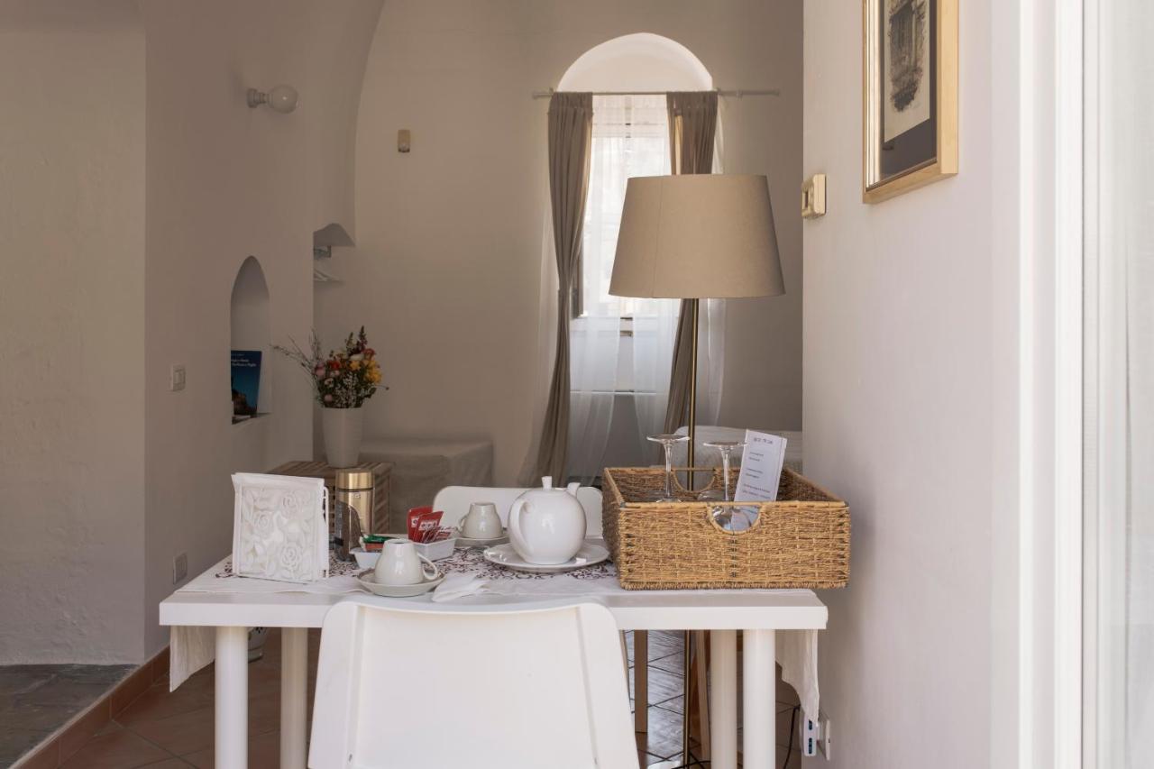 Il Vicinato, Casa Vacanza Immersa Nel Cuore Dei Sassi Matera Bagian luar foto